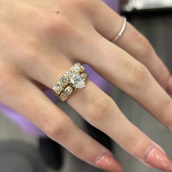 .95 Carat Center Diamond Ring Set. Natural, Not Lab Grown. 14K Yellow Gold. - Picture 1 of 17